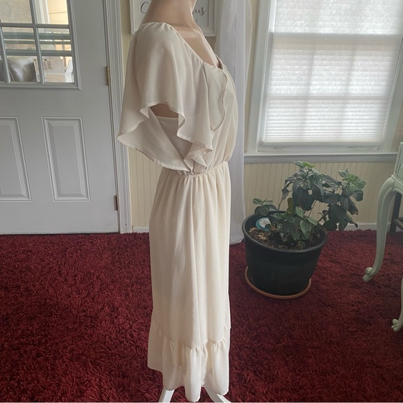 MONTEAU OFF WHITE DRESS SIZE MEDIUM - Picture 3 of 5